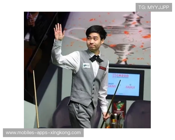 斯佳辉强攻底袋，一杆锁胜